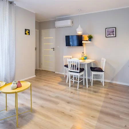Wawel Cracow Old - Friendhouse Апартаменты *